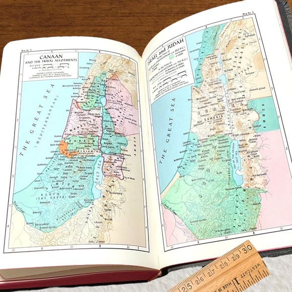 Holy Bible w/ Concordance Nelson 1962 Revised Standard Version Illustrated Maps - Picture 9 of 16